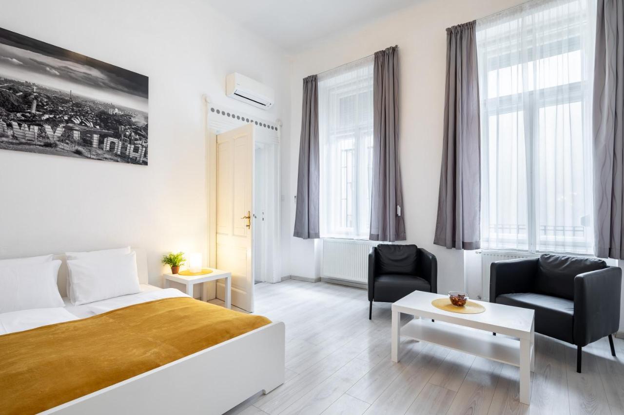 New, High Quality Apartment In The City Center ブダペスト エクステリア 写真