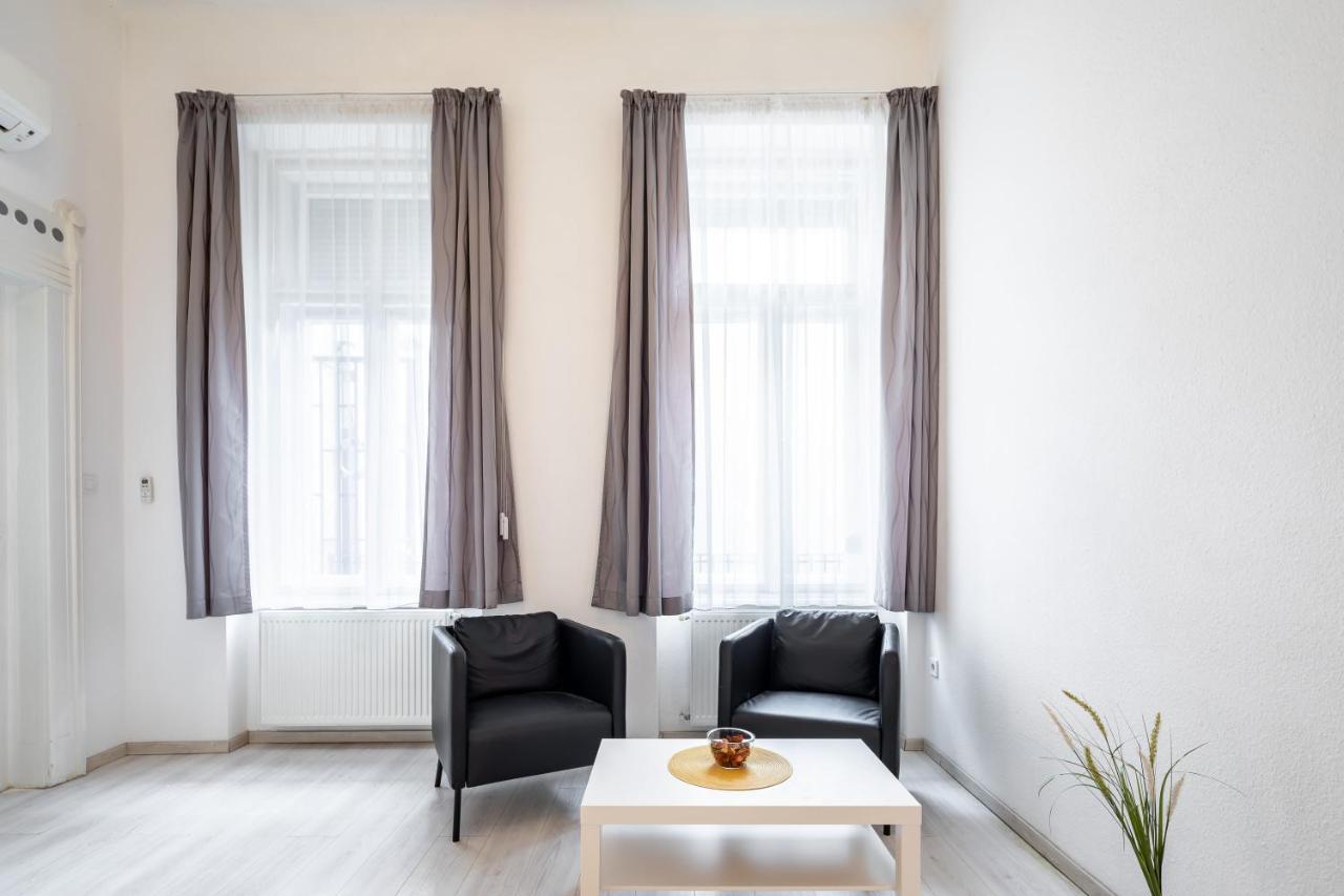New, High Quality Apartment In The City Center ブダペスト エクステリア 写真